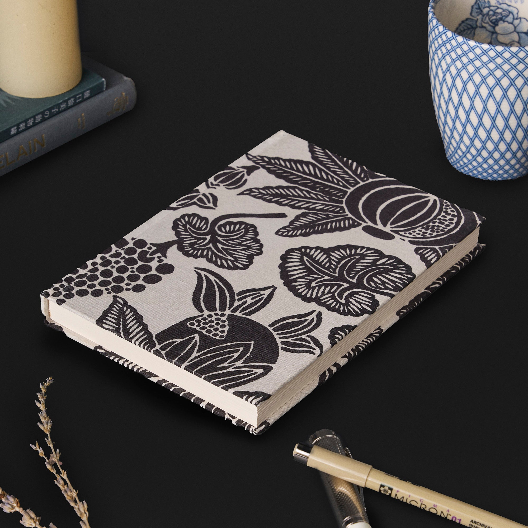 Anaar Charcoal Notebook