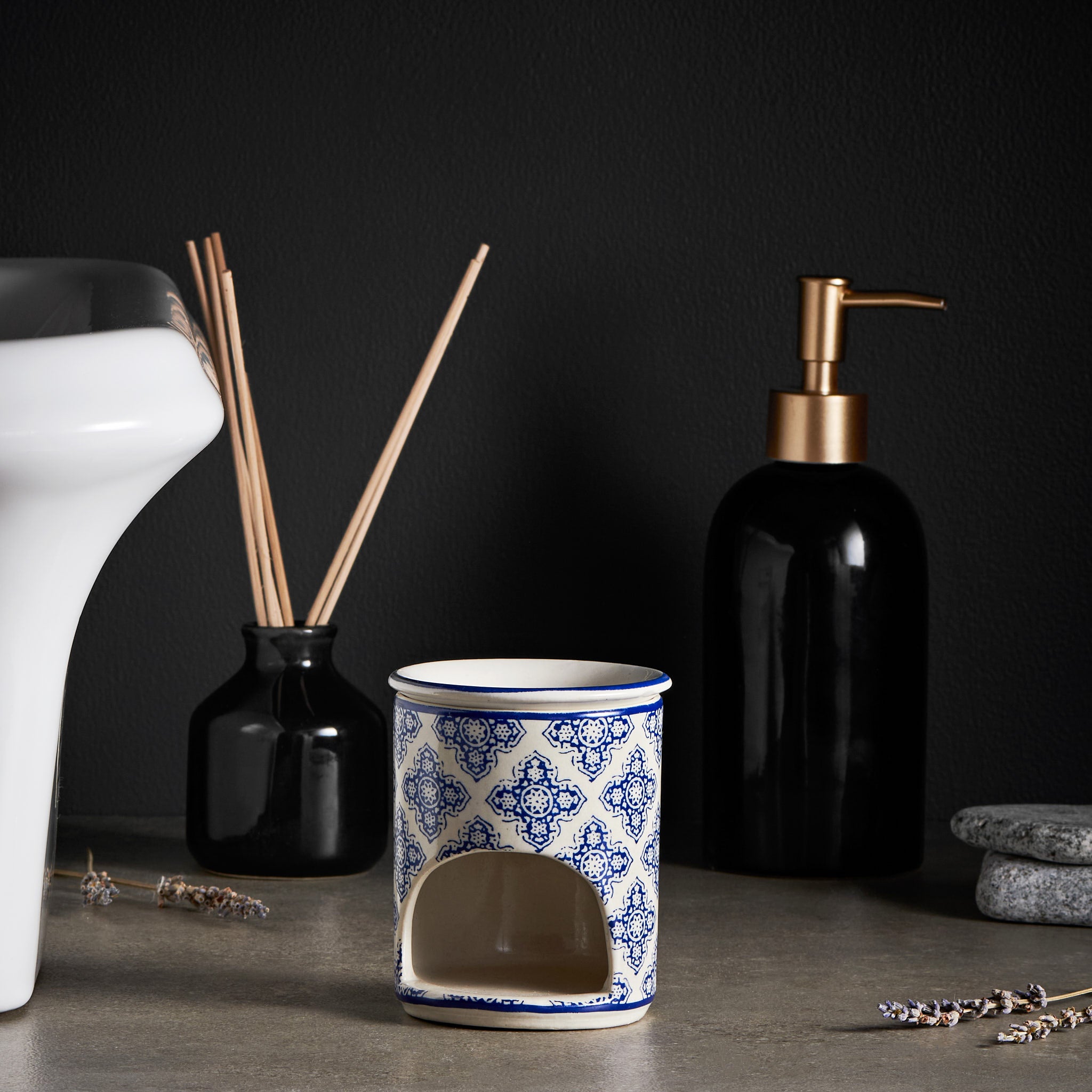 Jali Indigo Ceramic Diffuser