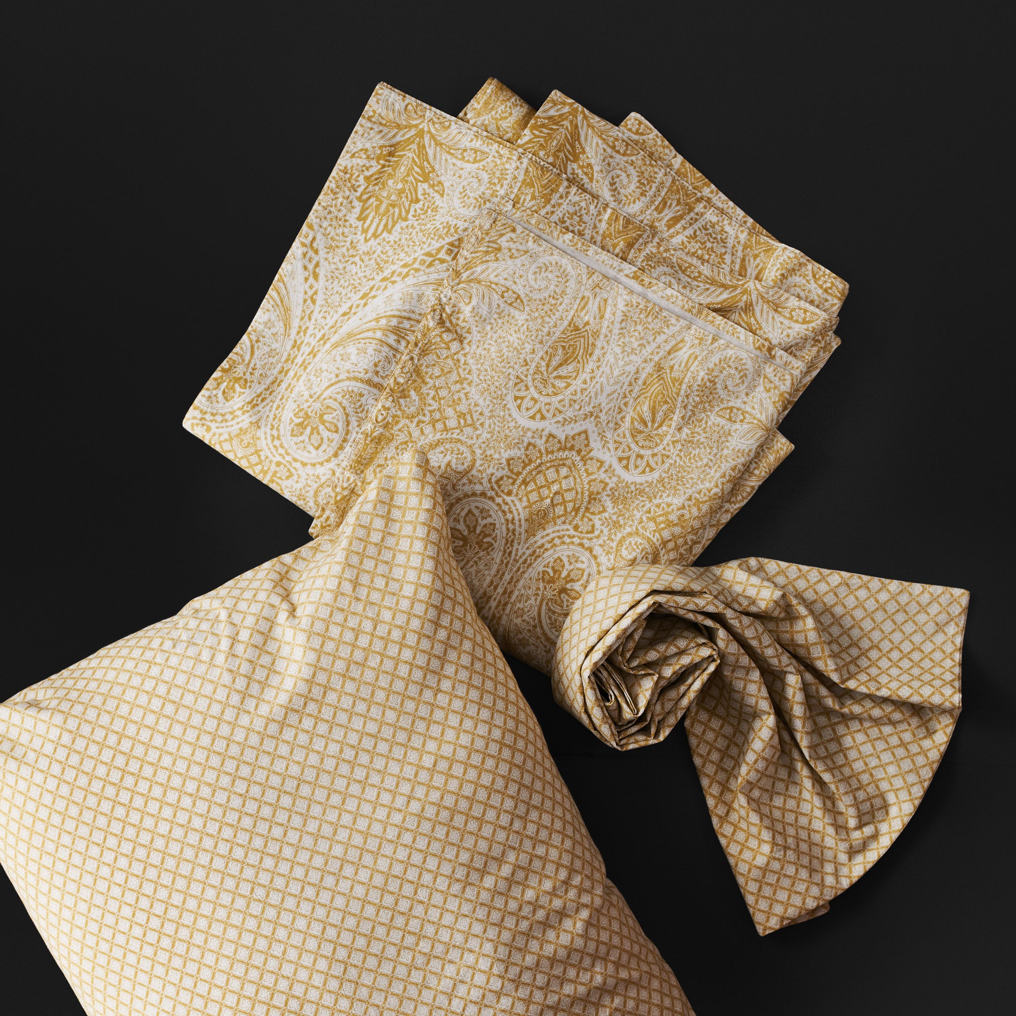 Paisley Jaal Ochre Bedsheet & Pillow Cover Set