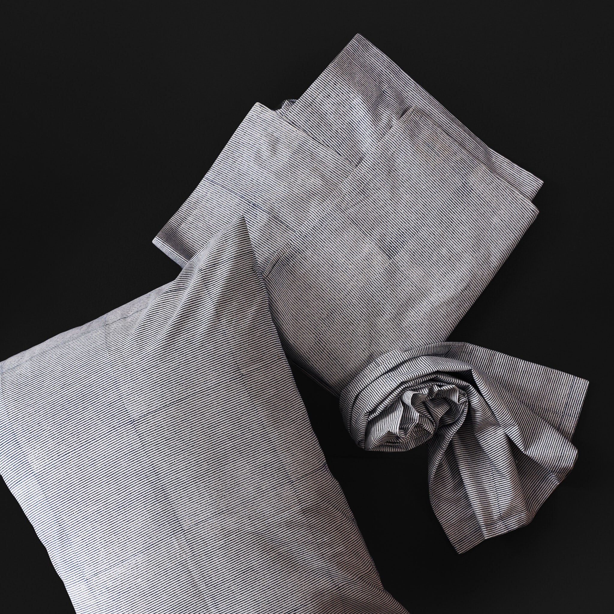 Pencil Stripe Indigo Bedsheet & Pillow Cover Set