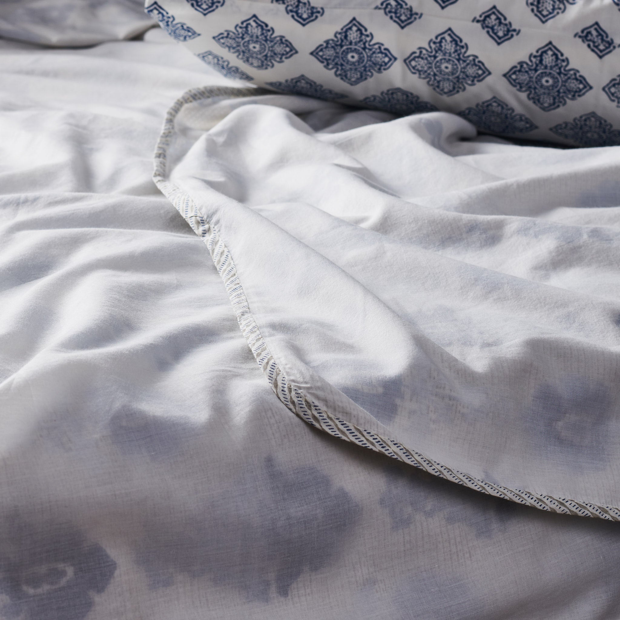 Fleur Ombre Blue Dohar