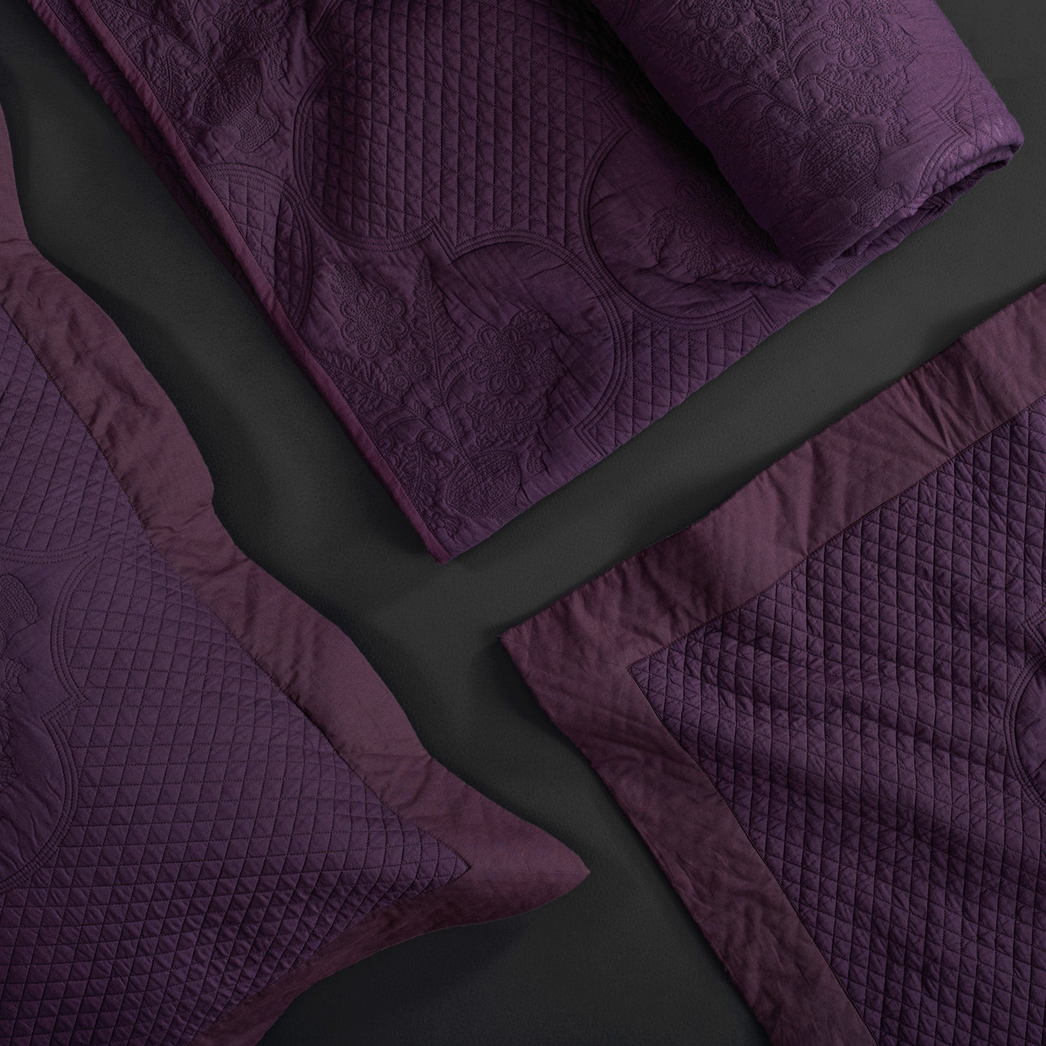 Gulnar Jamun Quilted Bedcover