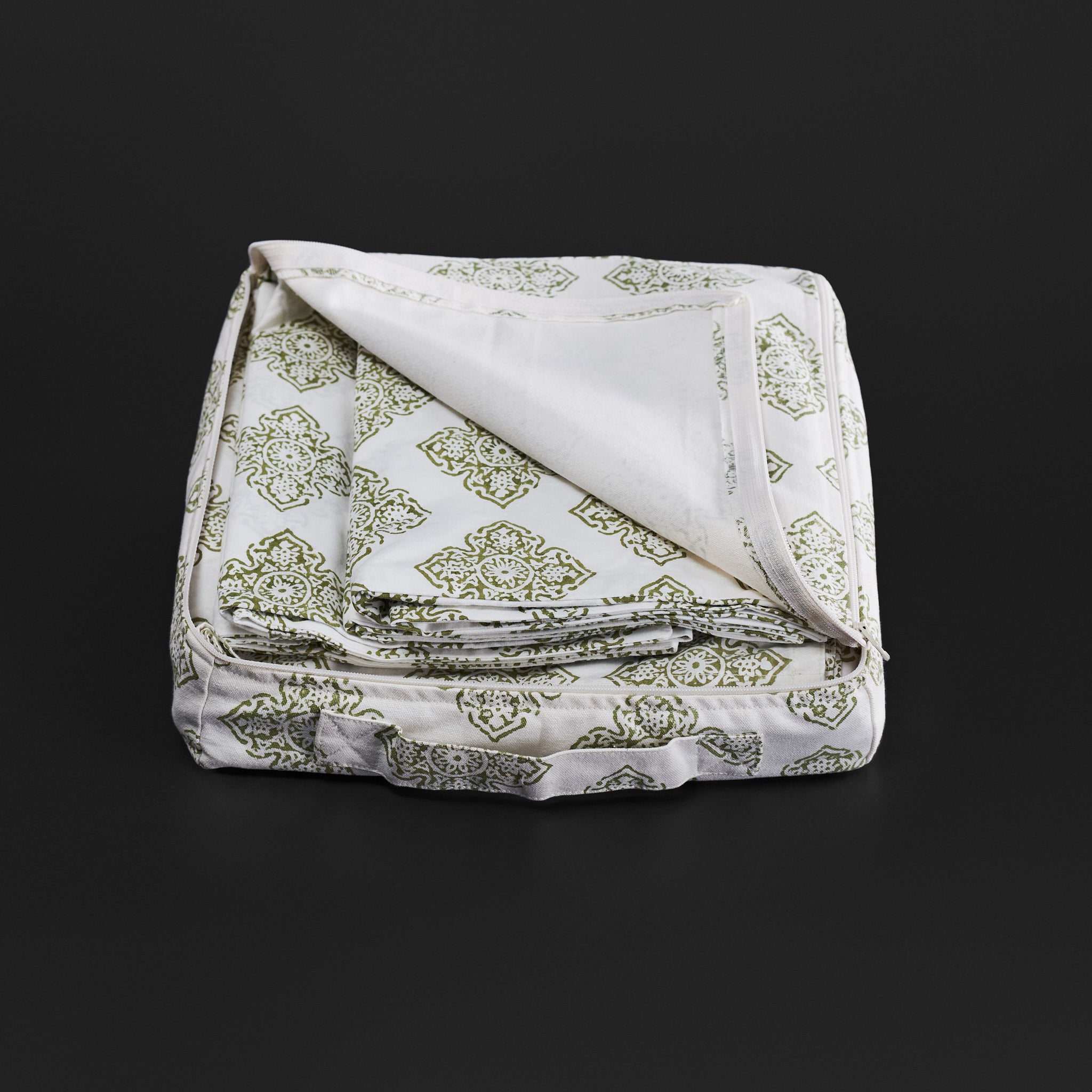 Jali Olive Bedsheet & Pillow Cover Set