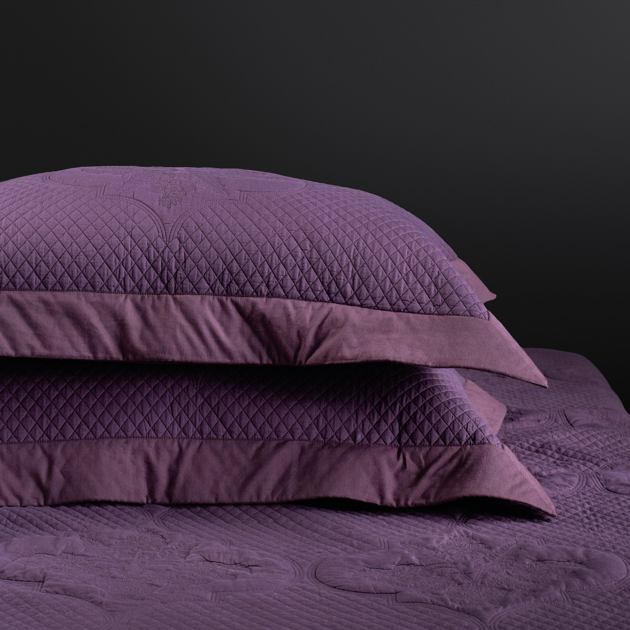 Gulnar Jamun Quilted Bedcover