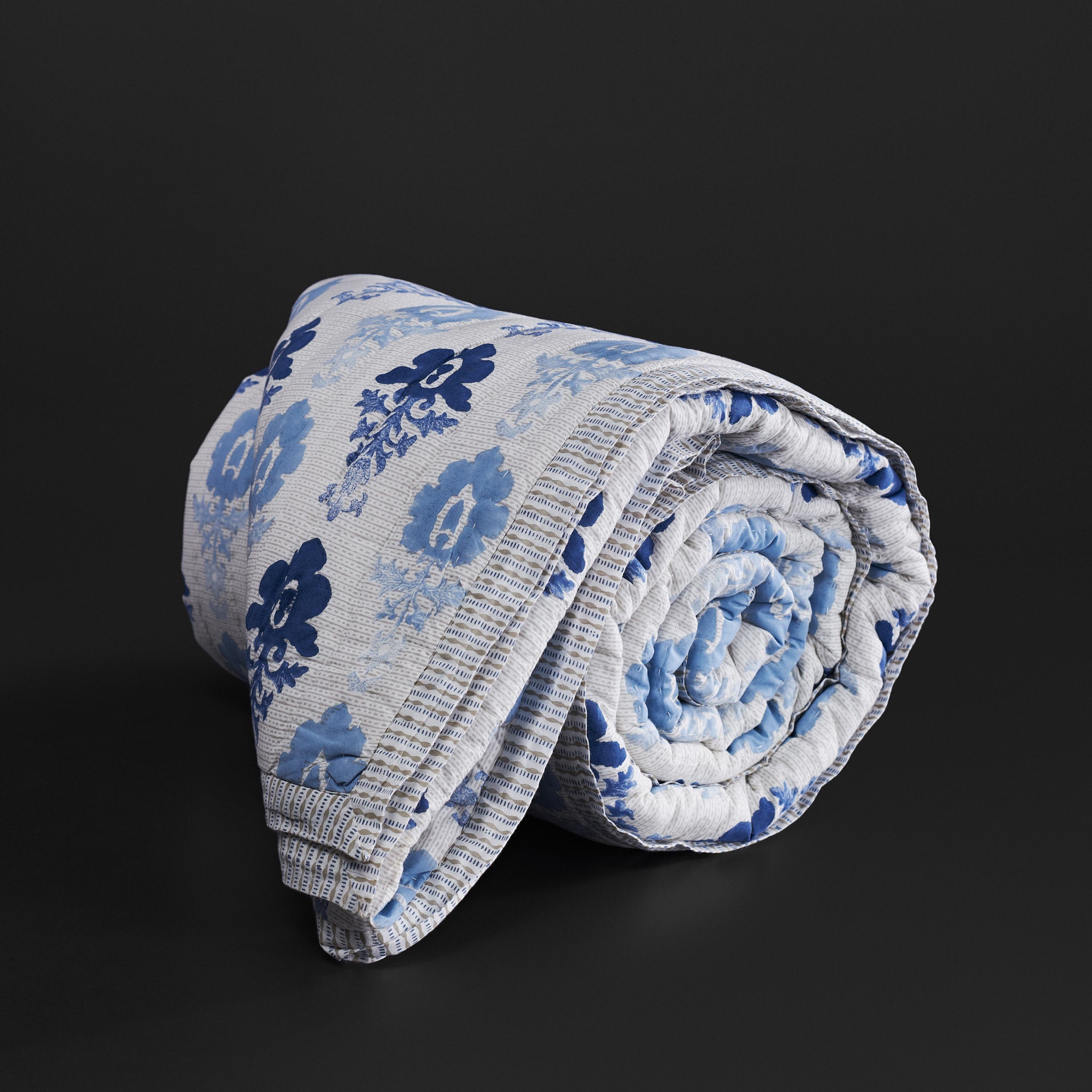 Fleur Ombre Blue Reversible Razai