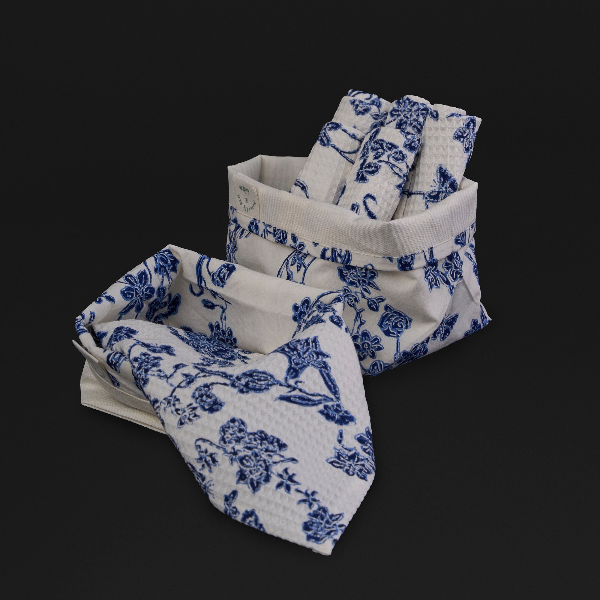 I'm Your Flower Round Vanity Trays