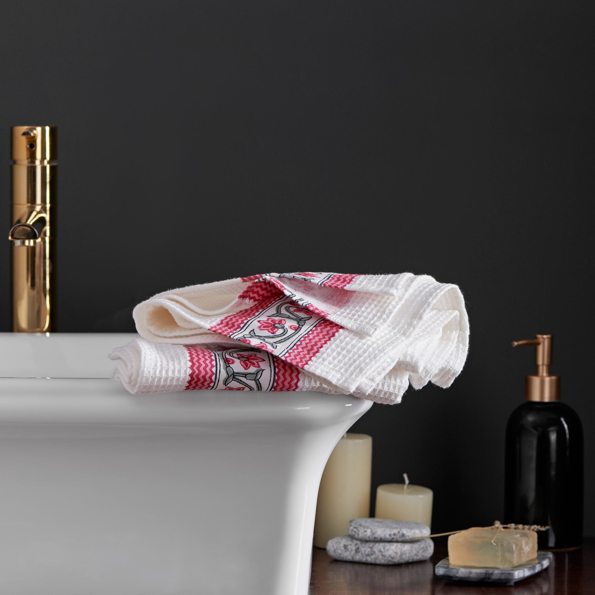 Ruhi Raspberry Pink Hand Towels