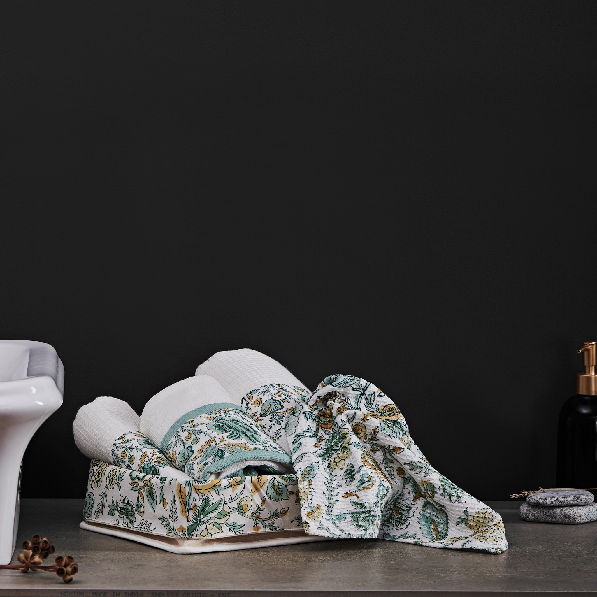 Jamila Green Towel Set