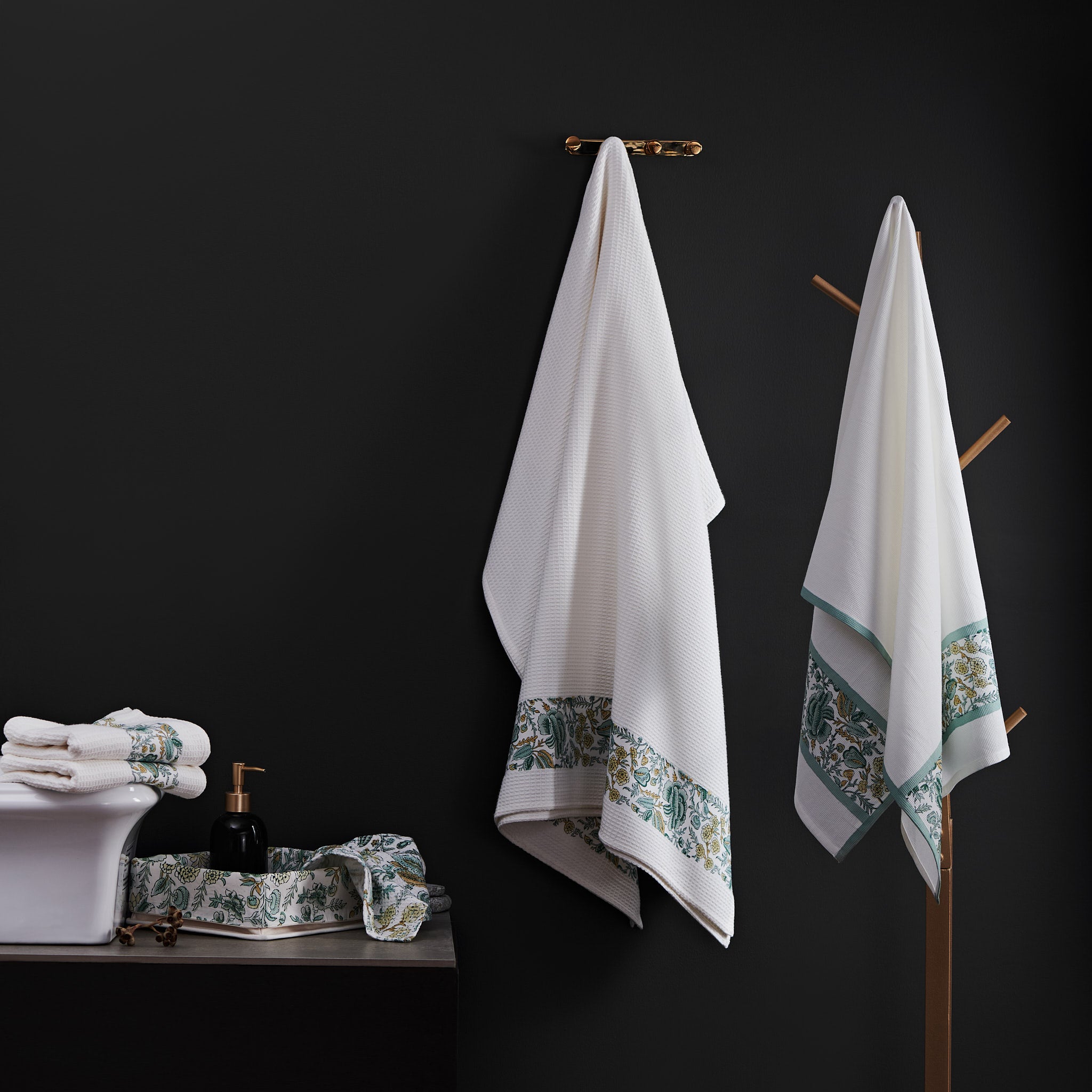 Jamila Green Towel Set