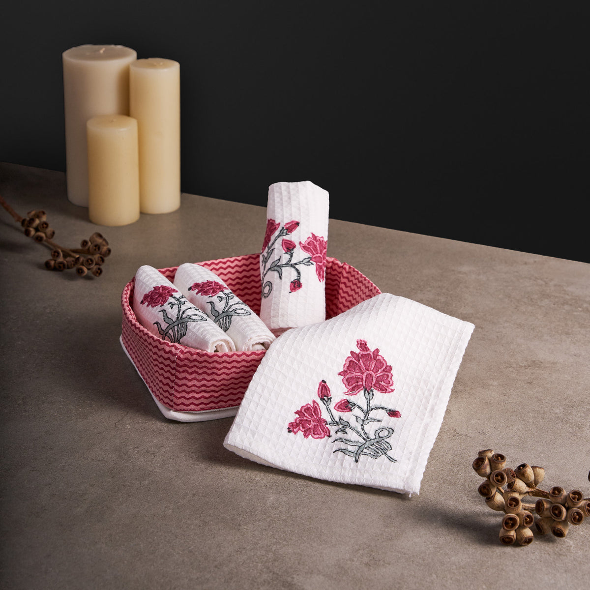 Ruhi Raspberry Pink Face Towel with Tray Set