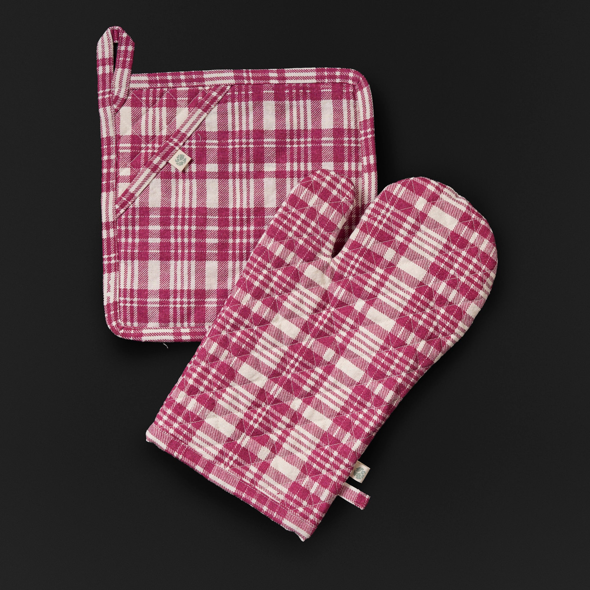 Meesha Magenta Pink Kitchen Essential Set