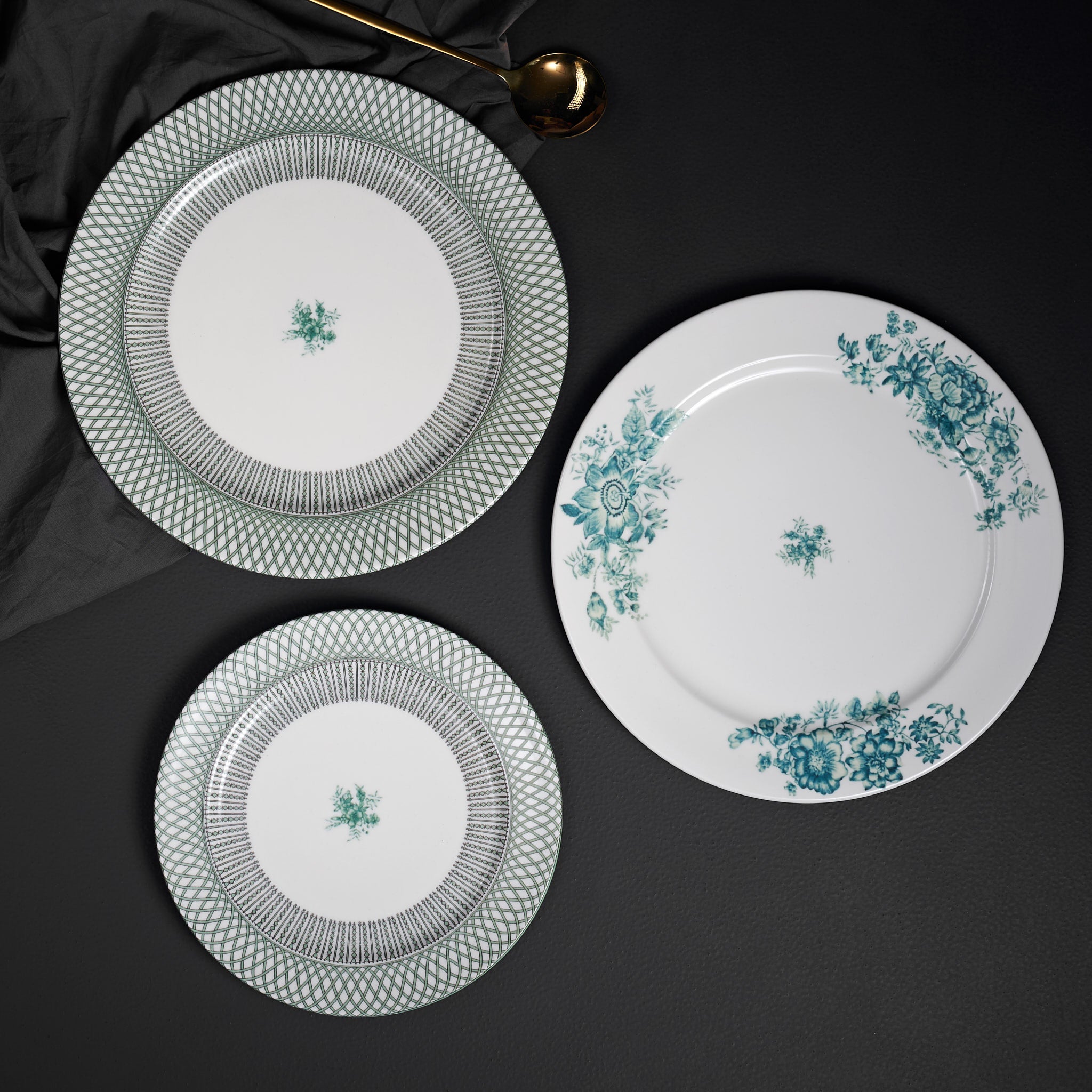 Renata Emerald Green Dinner Plate Set