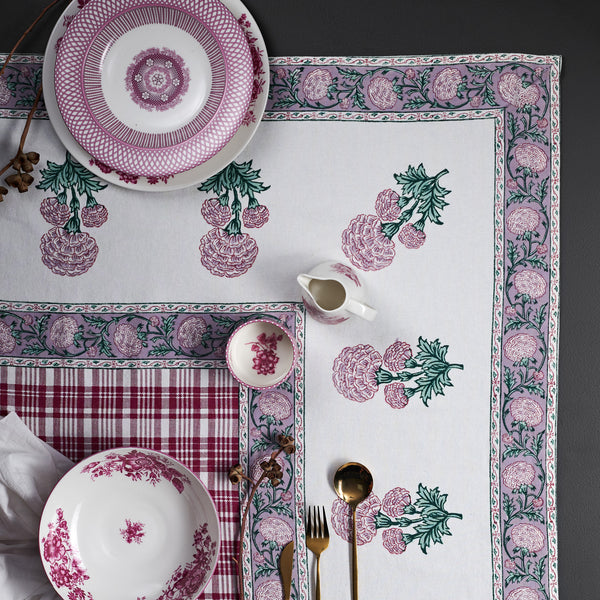 Meesha magenta pink tablecloth