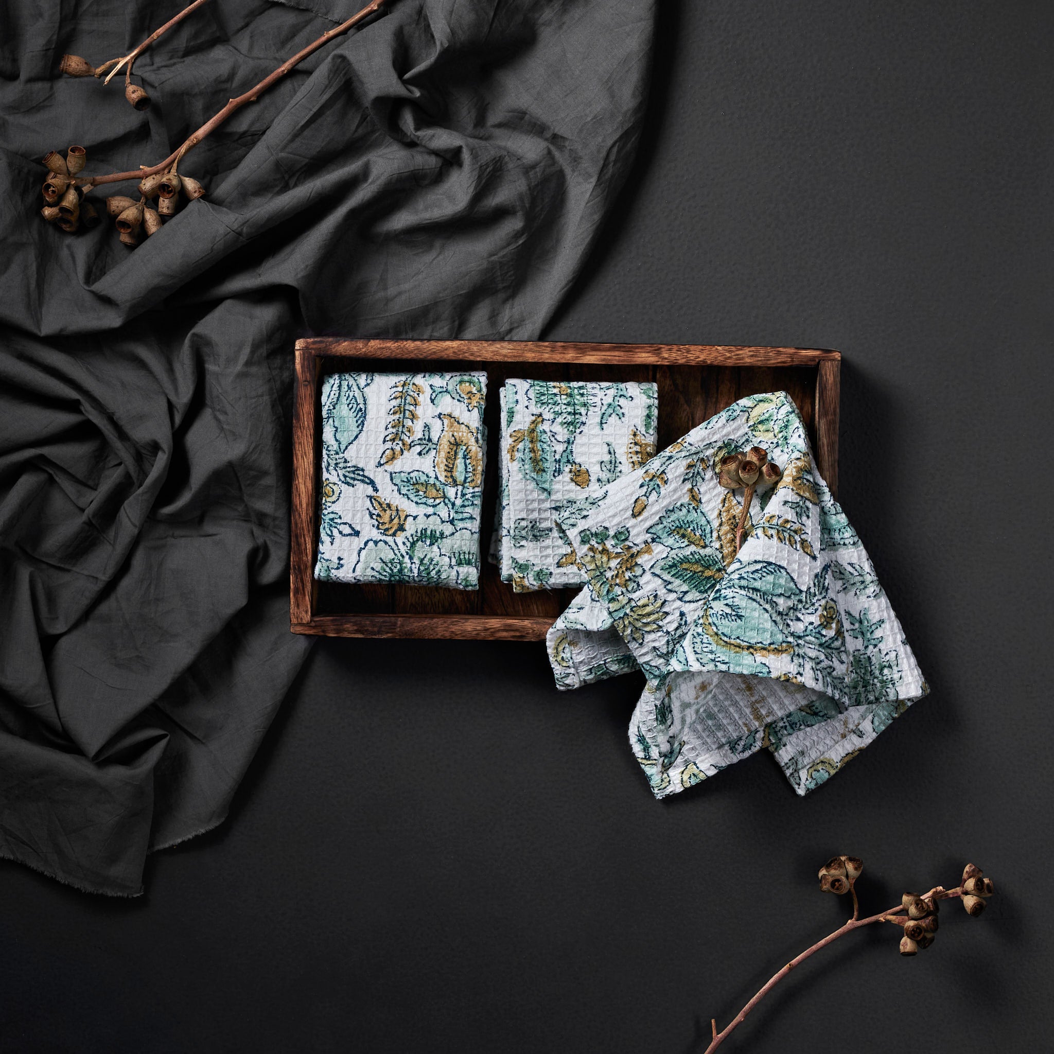 Powder Room Indulgence Gift Set- Nilofer