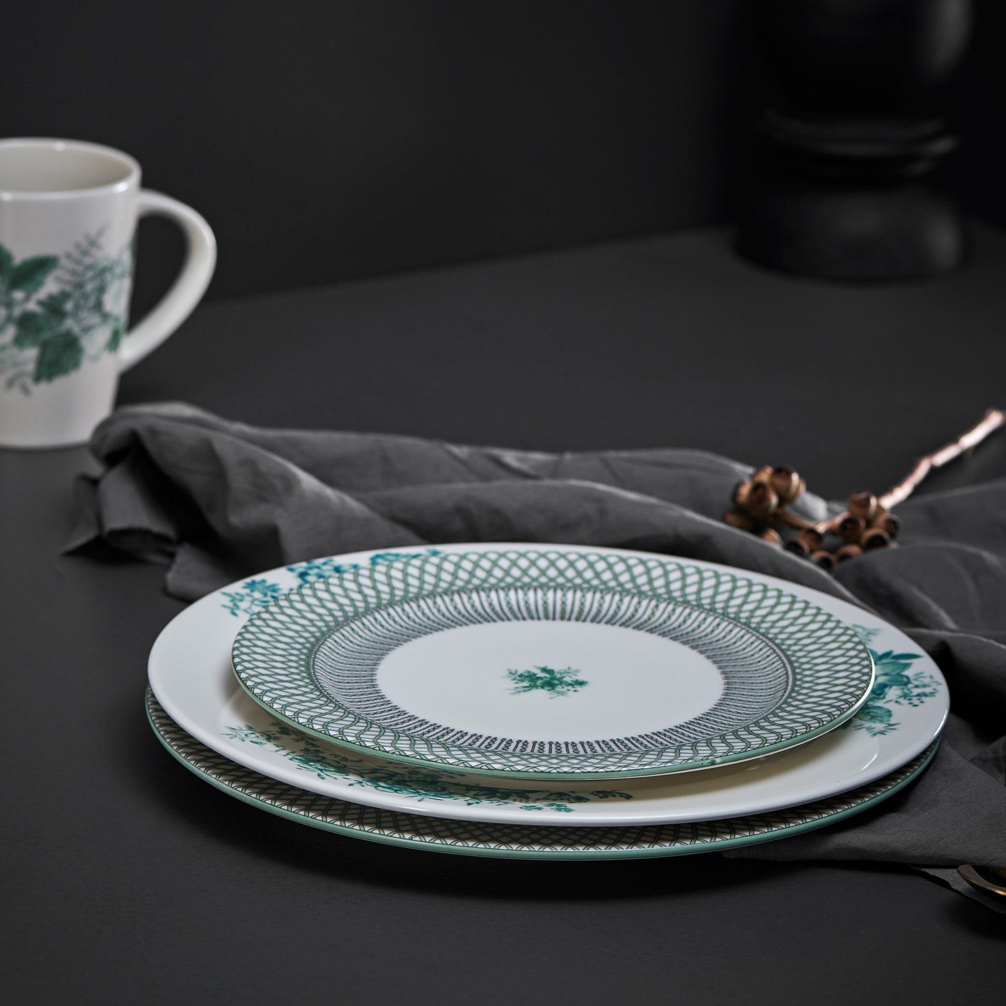 Renata Emerald Green Dinner Plate Set