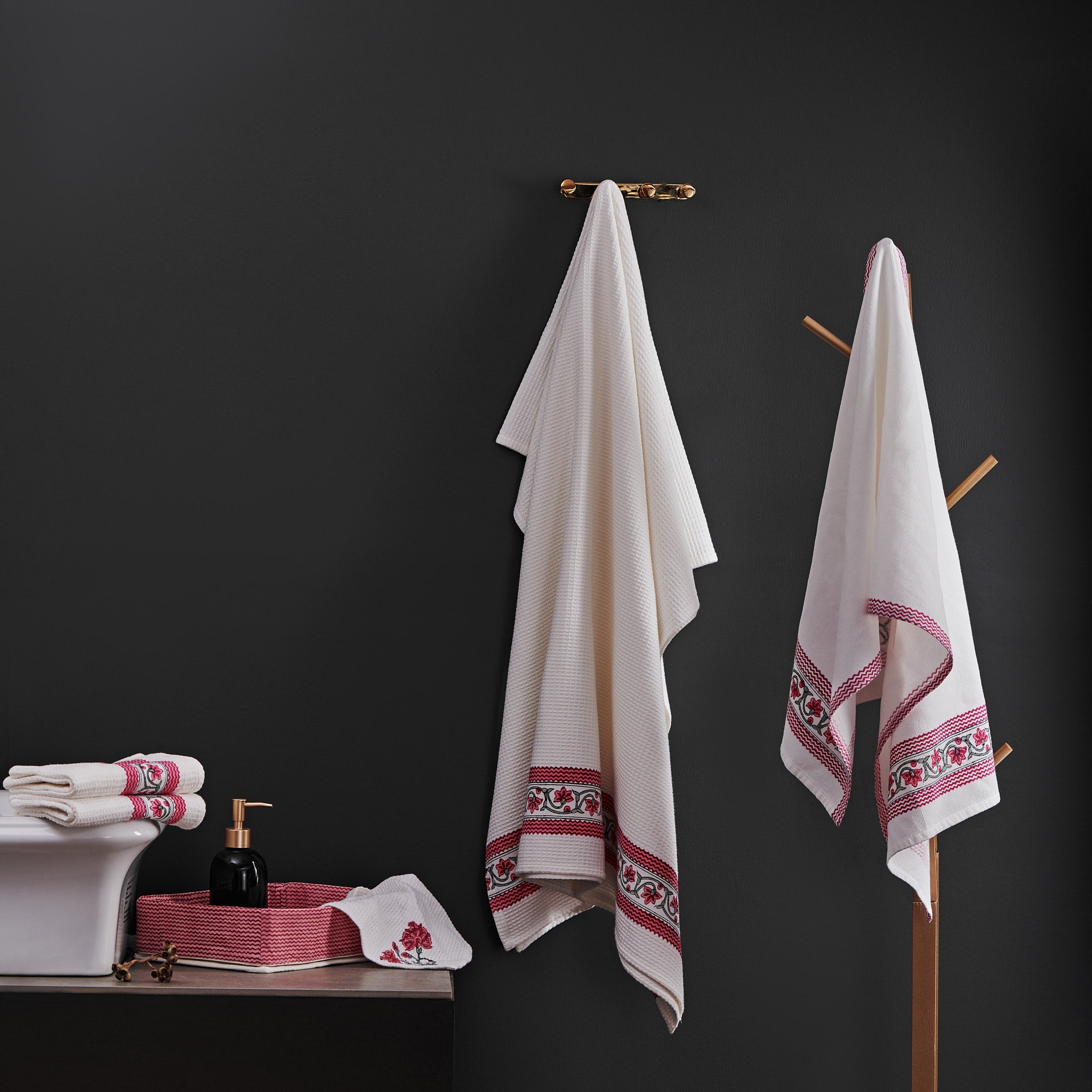 Ruhi Raspberry Pink Towel Set