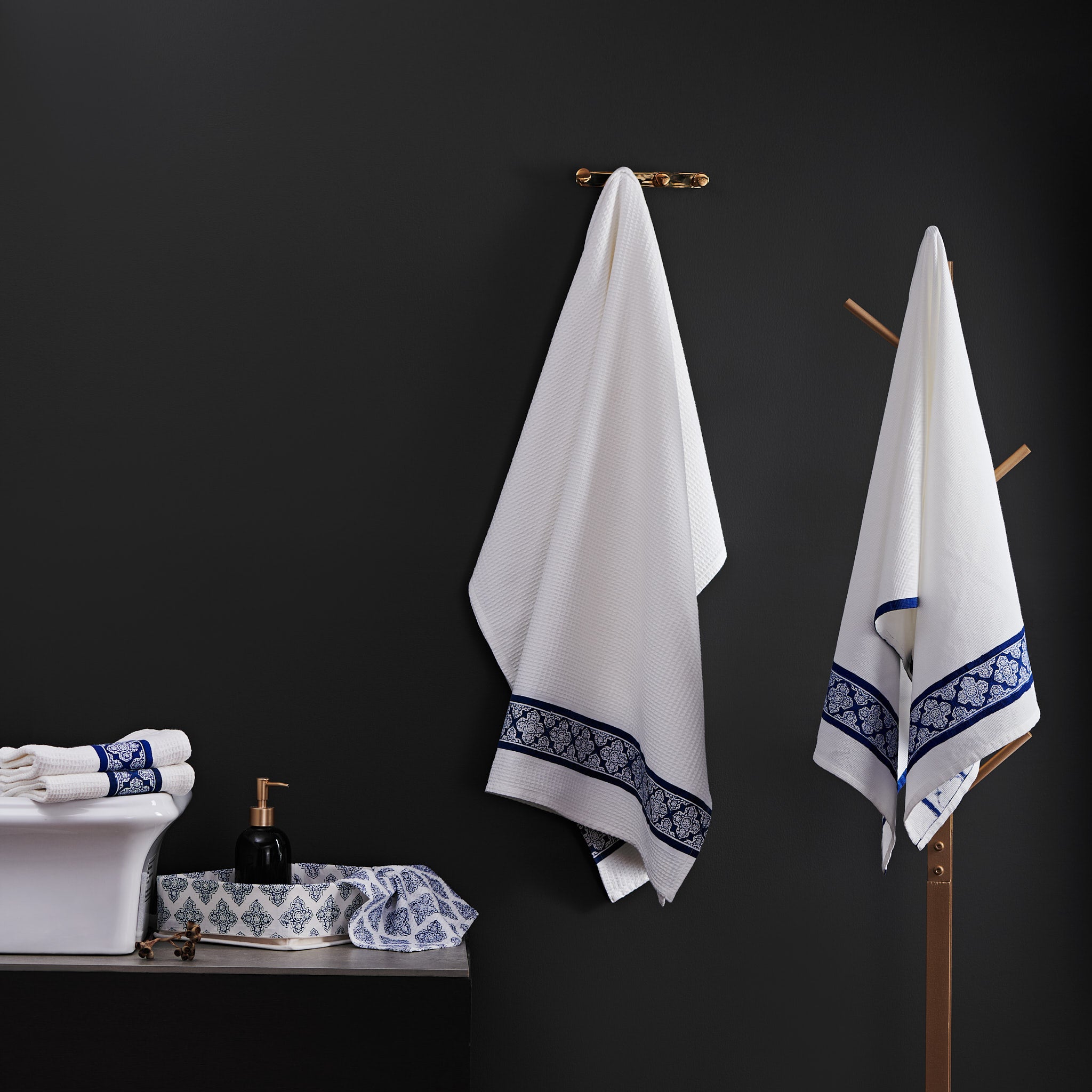 Jali Indigo Towel Set