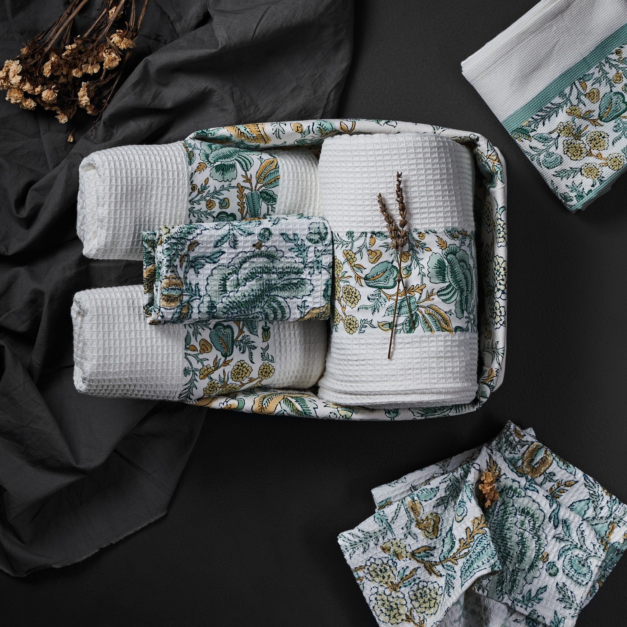 Jamila Green Towel Set