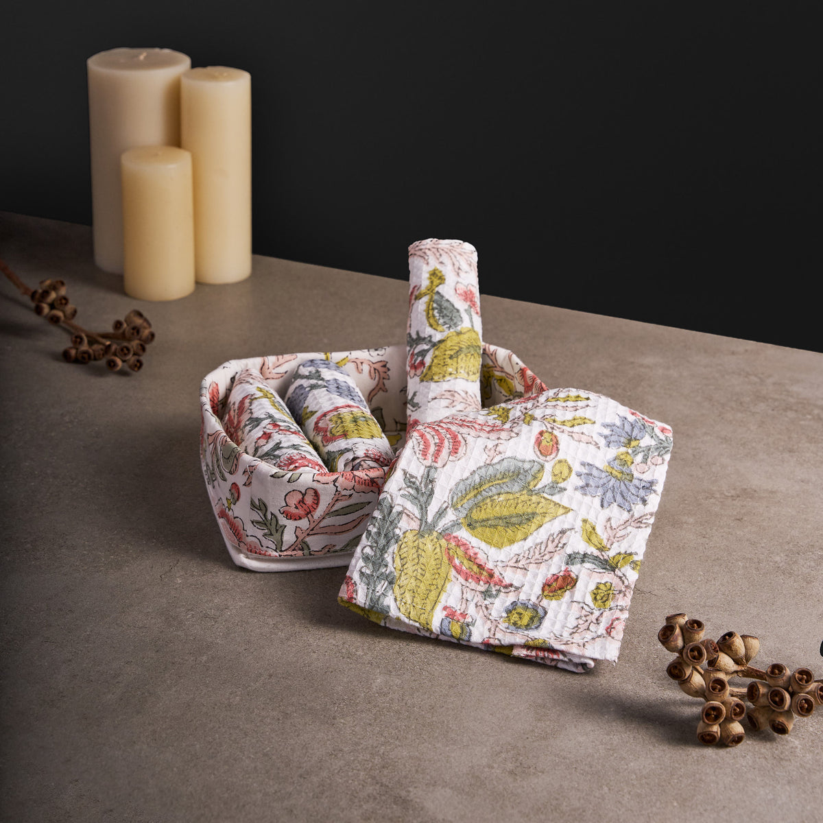 Jamila Rose Face Towels with Tray Set