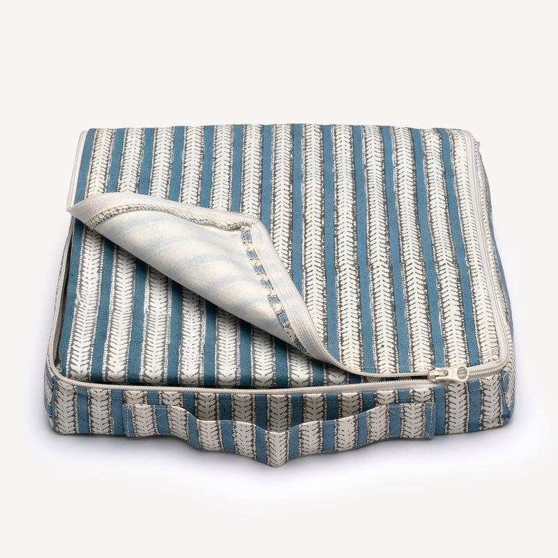 Feather Stripe ladakh blue bedsheet & pillow cover set