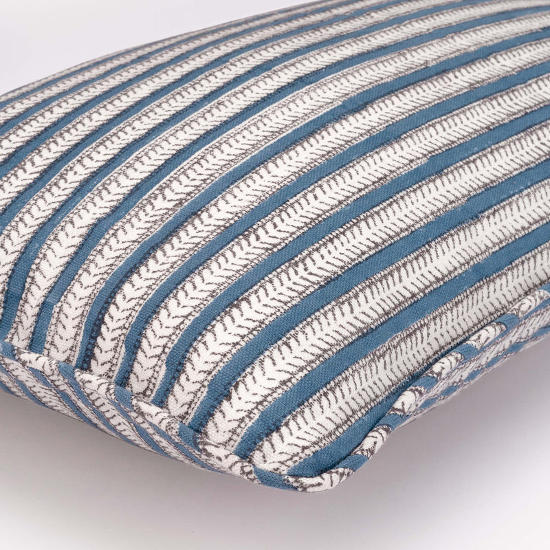 Feather Stripe ladakh blue 30<span>x</span>50 cushion